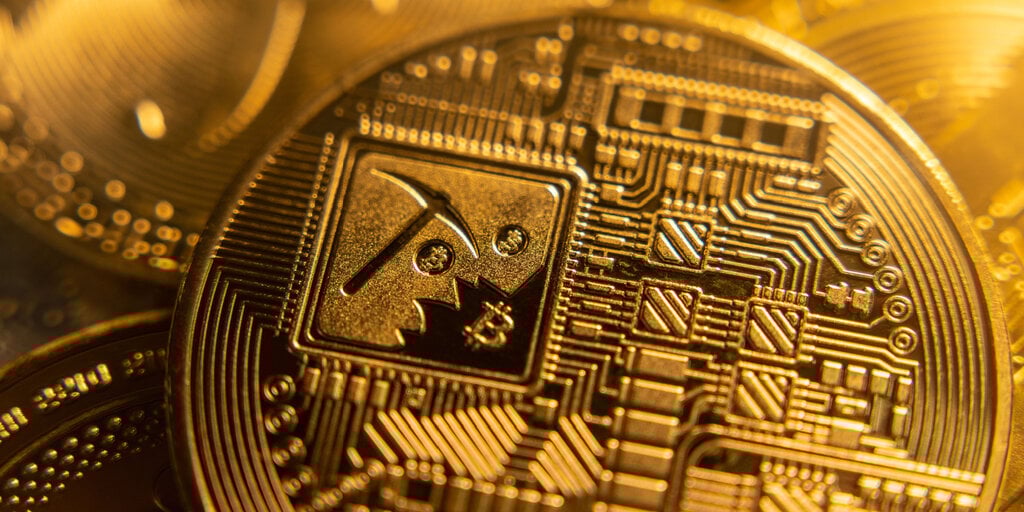 Arizona's Bitcoin Mining Bill Advances to Governor's Desk