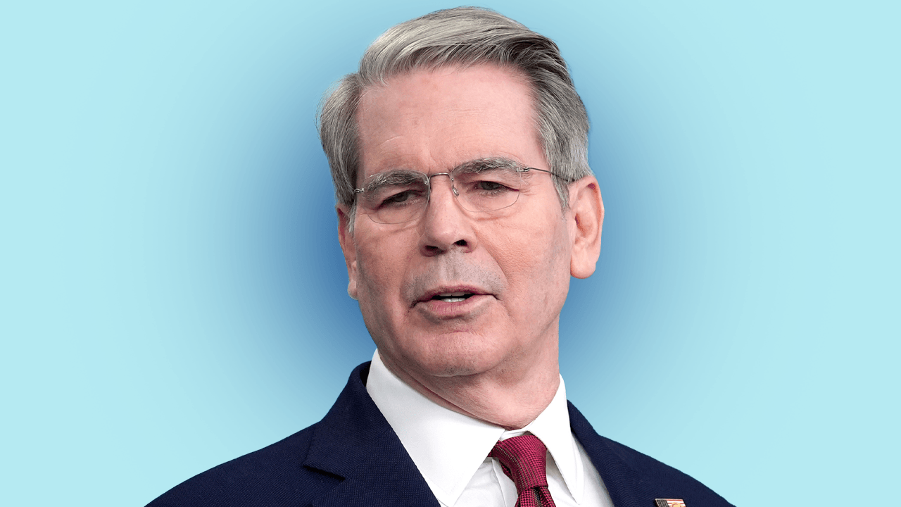 Bessent: Biden ‘Starved’ Crypto—Trump’s Plan Could Flood Treasuries With Trillions